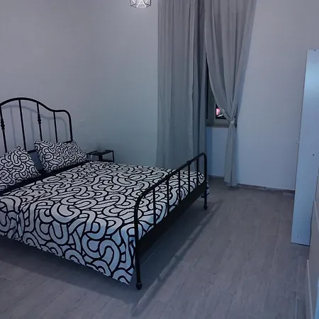 Casa Al Mare Cicerata Apartment