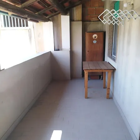 アパート Casa Al Mare Cicerata バルチェッローナ・ポッツォ・ディ・ゴット